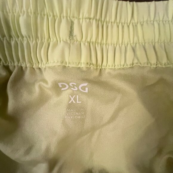DSG Womens Mid Rise‎ Stride Run Short, XL - Picture 6 of 9